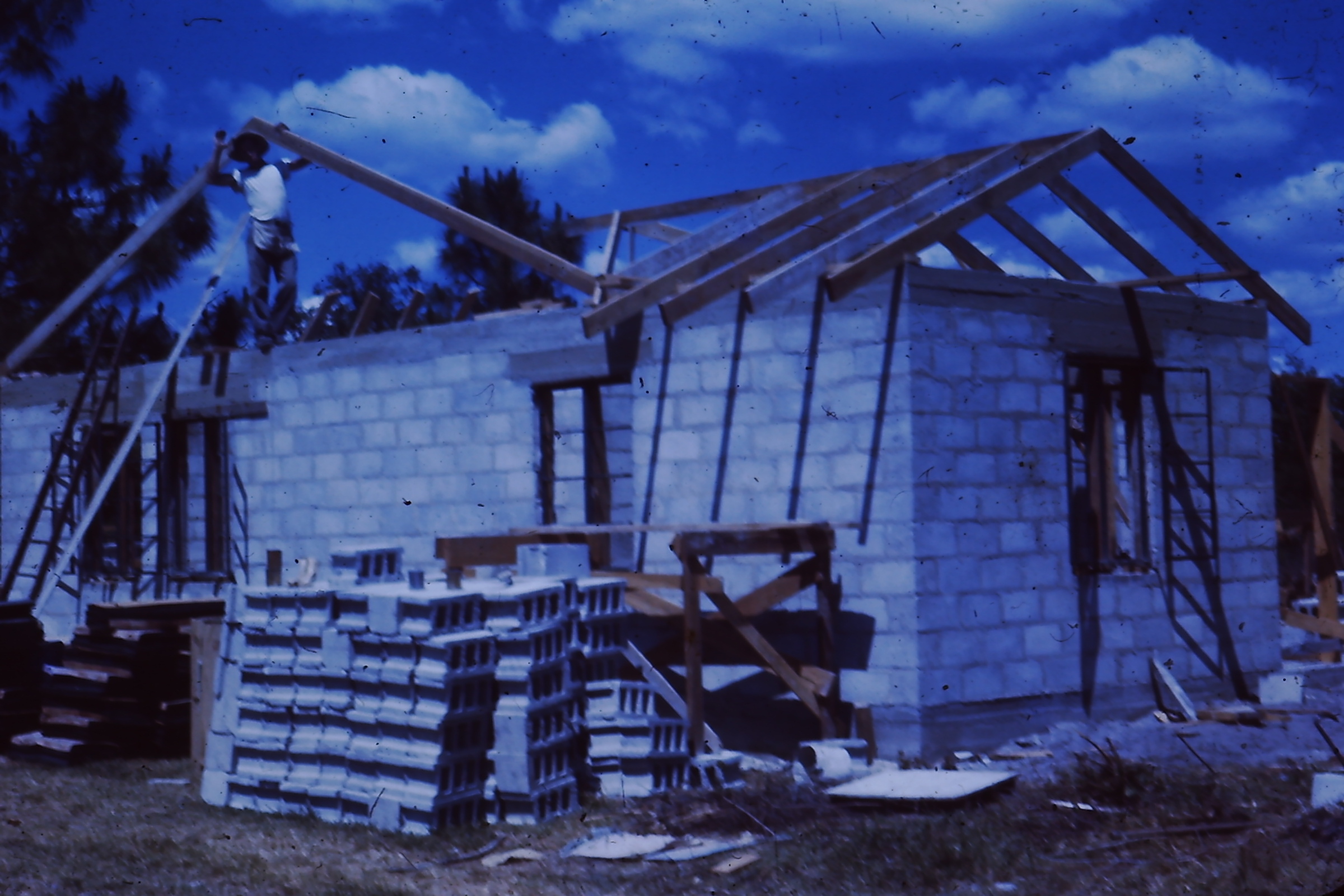 Construction of 92 Bayshore Rd